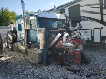  Salvage Peterbilt Tractor 589