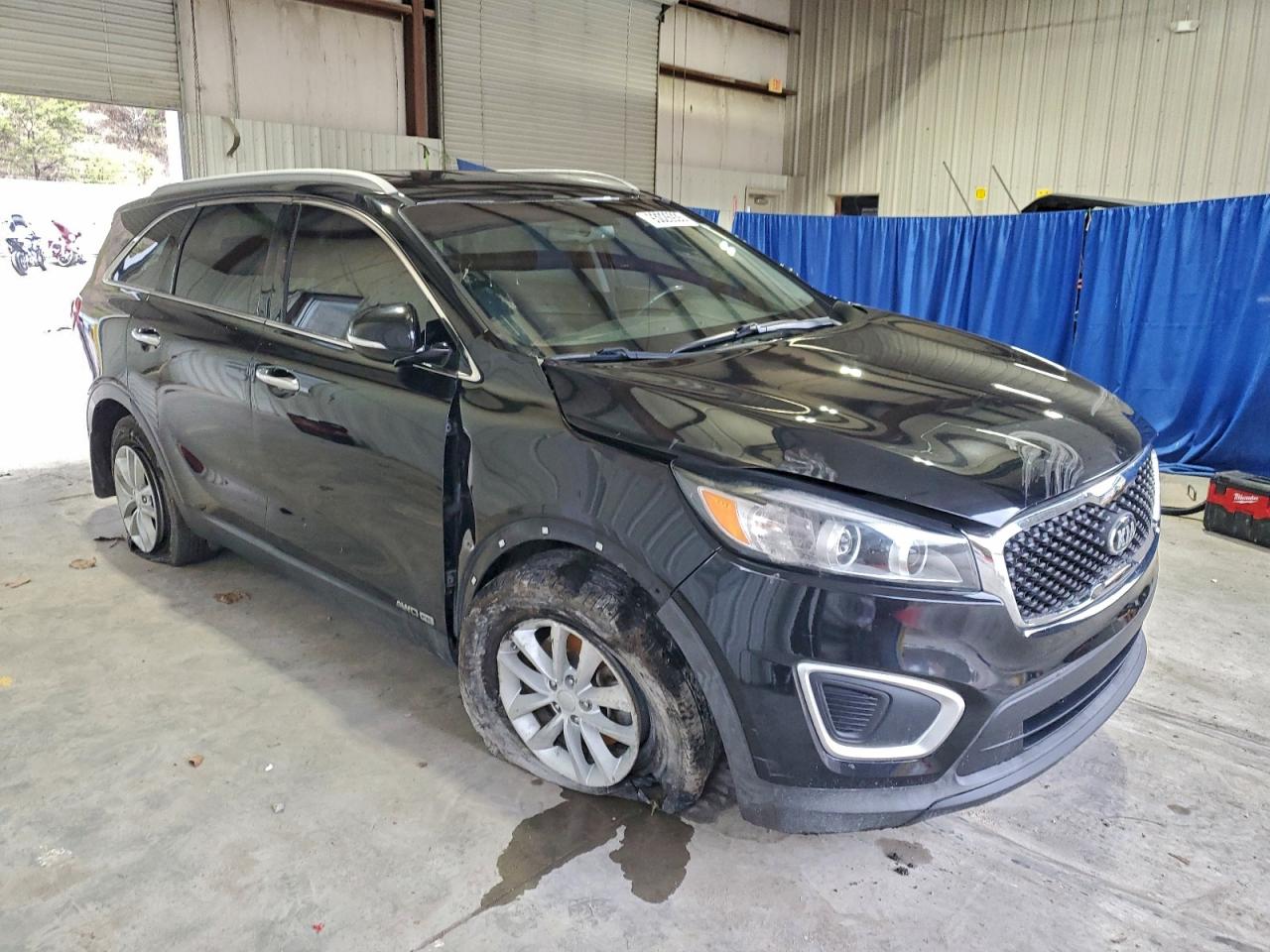 Kia Sorento Lx Image 2