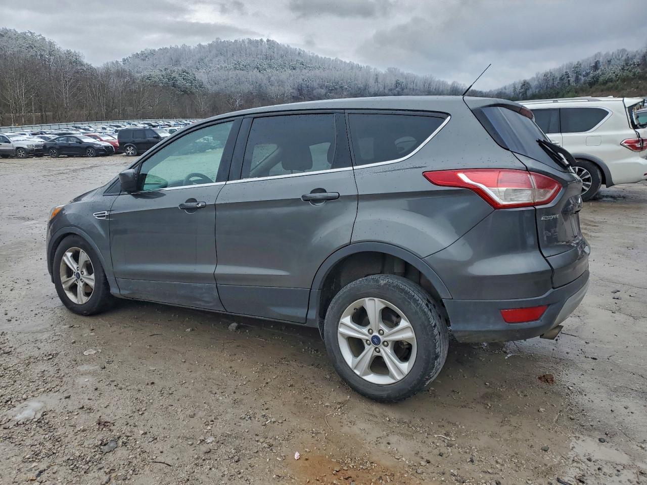 Ford Escape Se Image 10