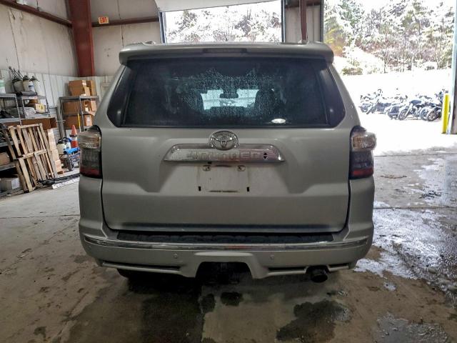 Toyota 4Runner Sr5 Image 6