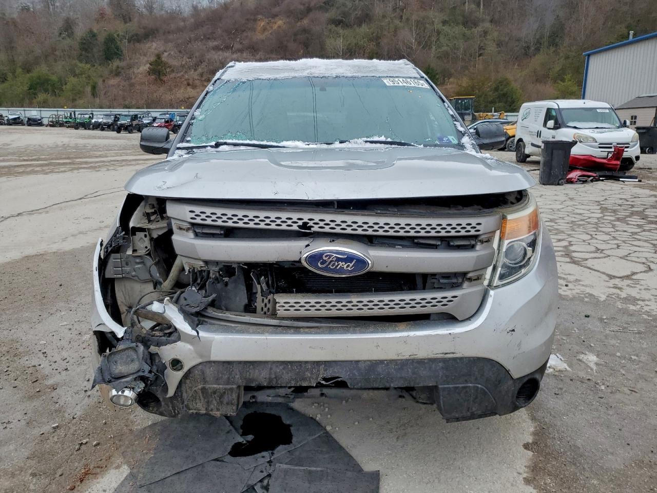 Ford Explorer Image 8