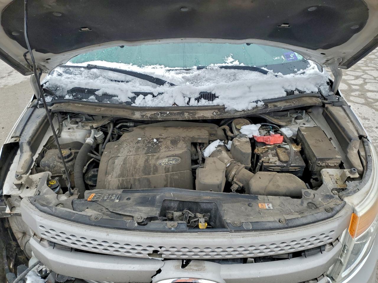 Ford Explorer Image 10