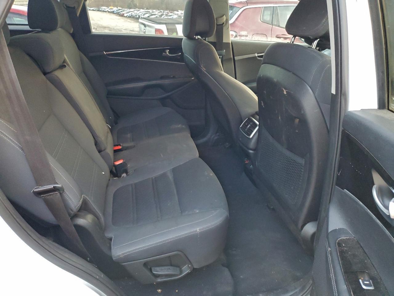 Kia Sorento Lx Image 6