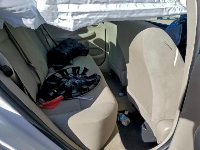 Toyota Corolla Base Image 10