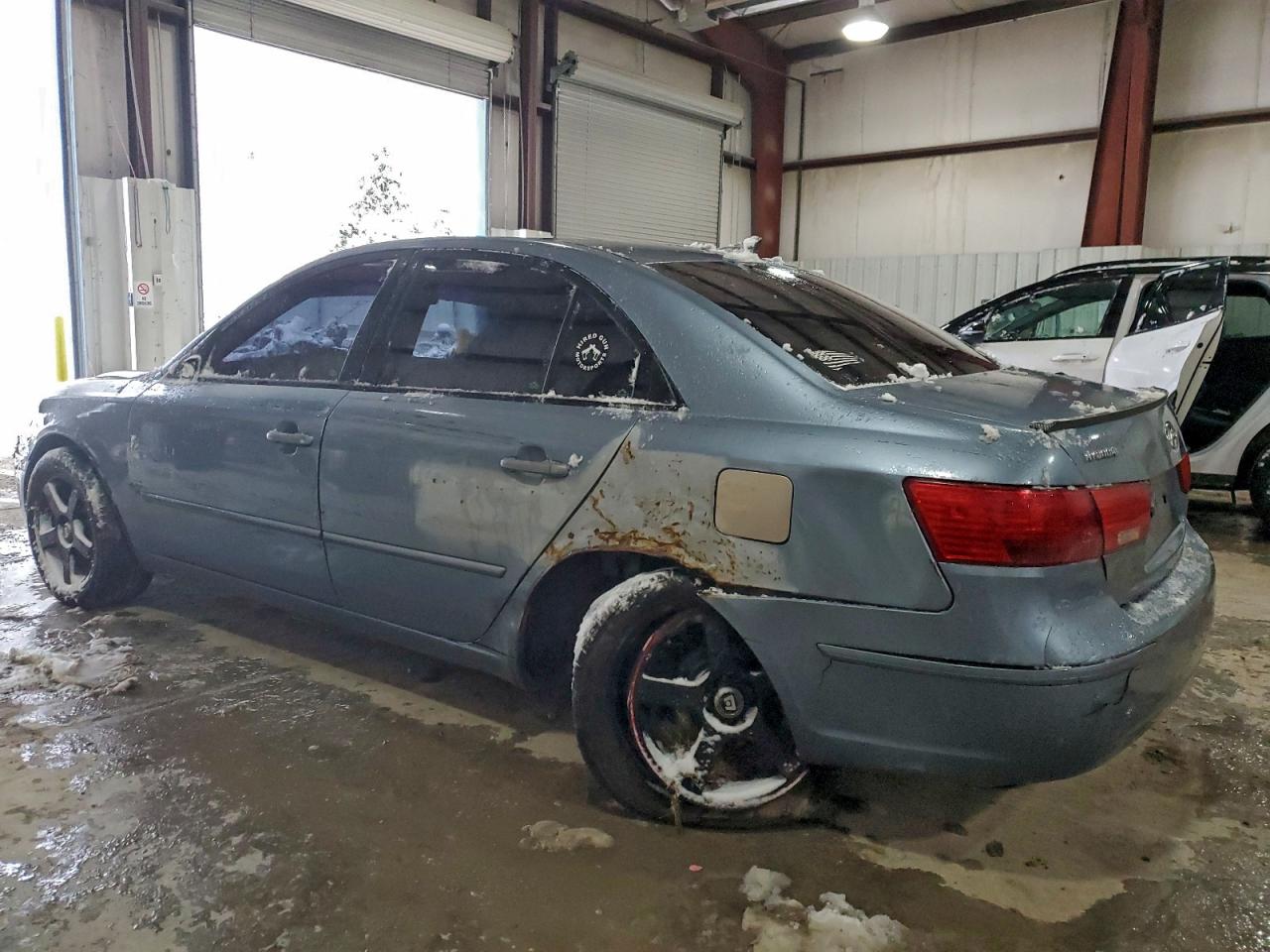 Hyundai SONATA Gls Image 4