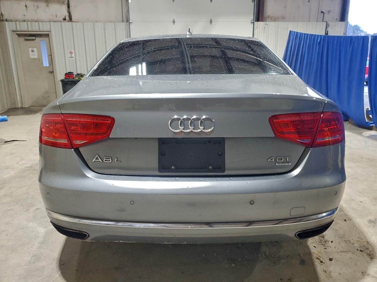 Audi A8 L Quattro Image 11