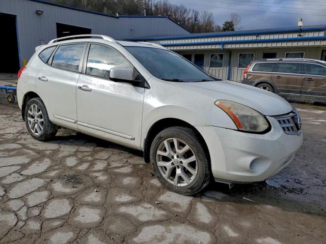 Nissan Rogue S Image 5