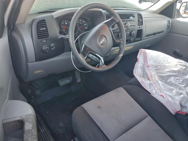 GMC Sierra C1500 Image 8