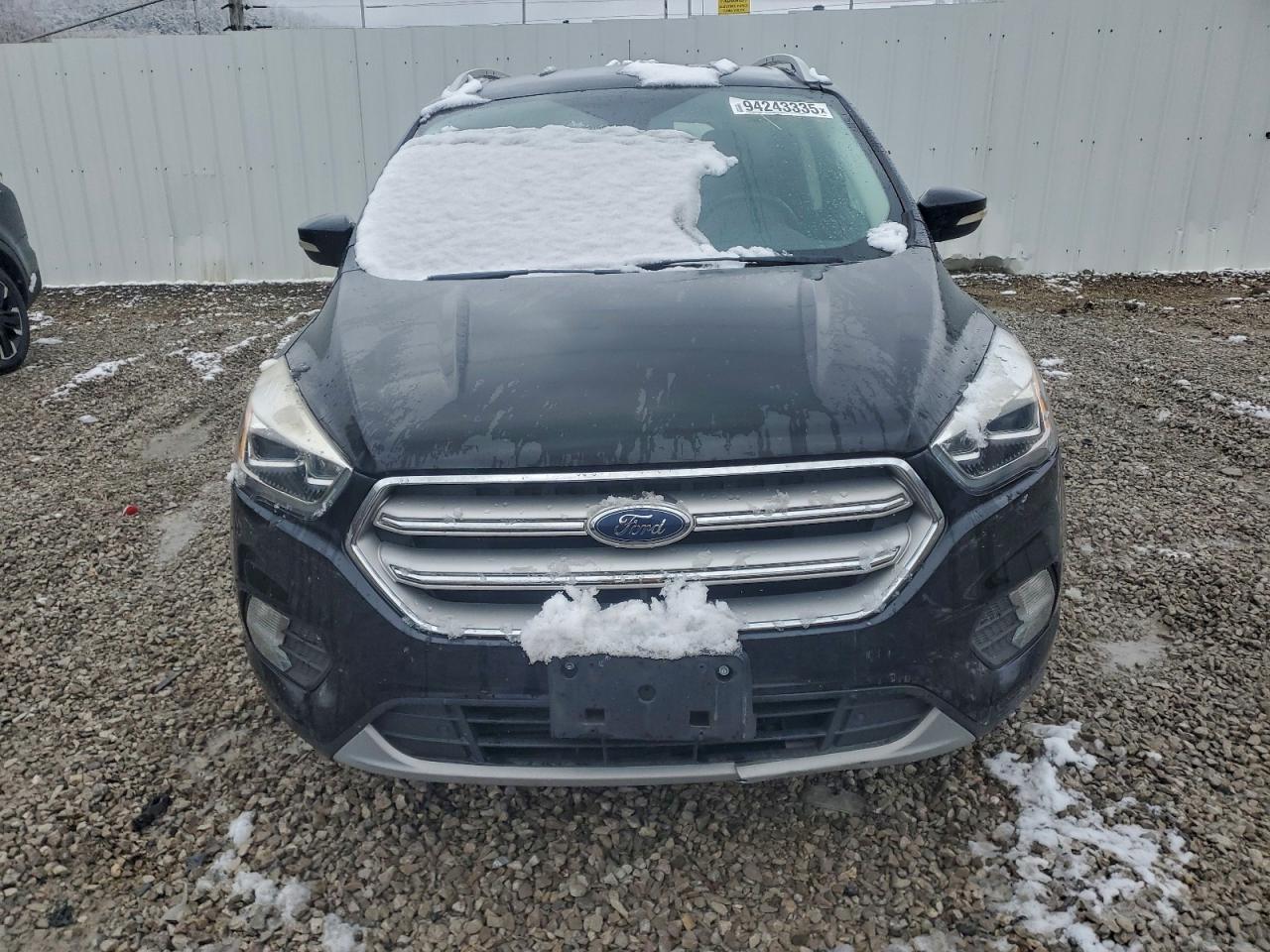 Ford Escape Titanium Image 9