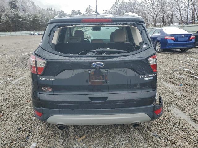 Ford Escape Titanium Image 12