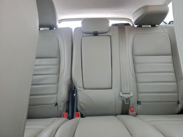 Ford Escape Titanium Image 2