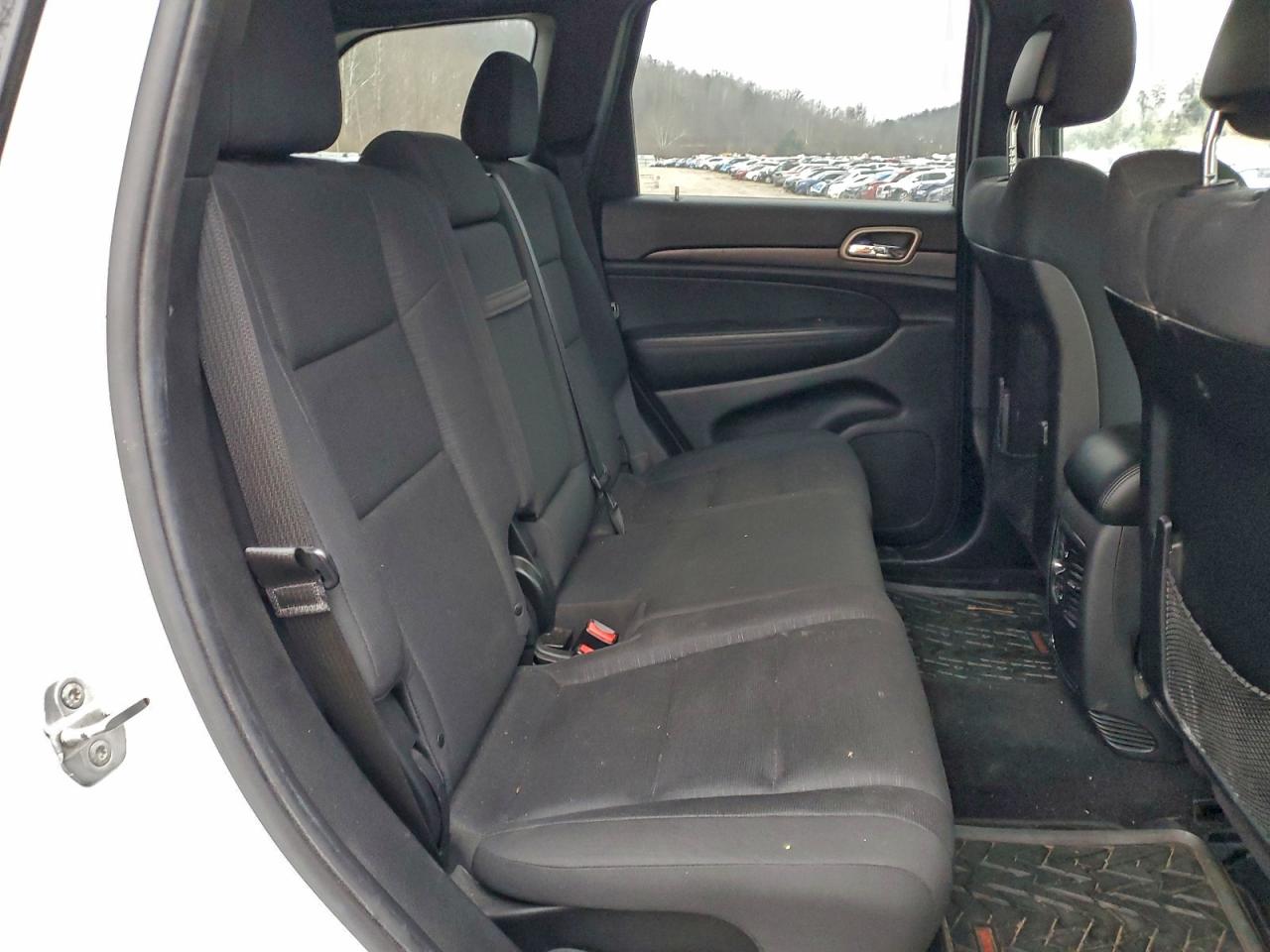 Jeep Grand Cherokee Laredo Image 7