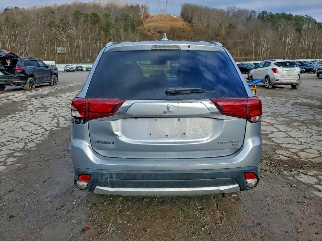 Mitsubishi Outlander Se Image 7