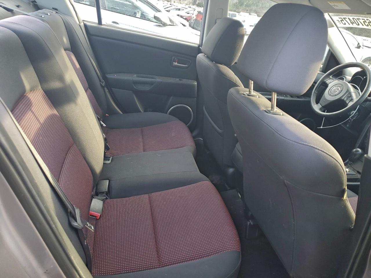 Mazda Mazda3 S Image 8