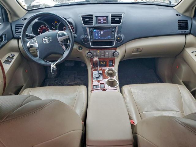 Toyota Highlander Limited Image 2