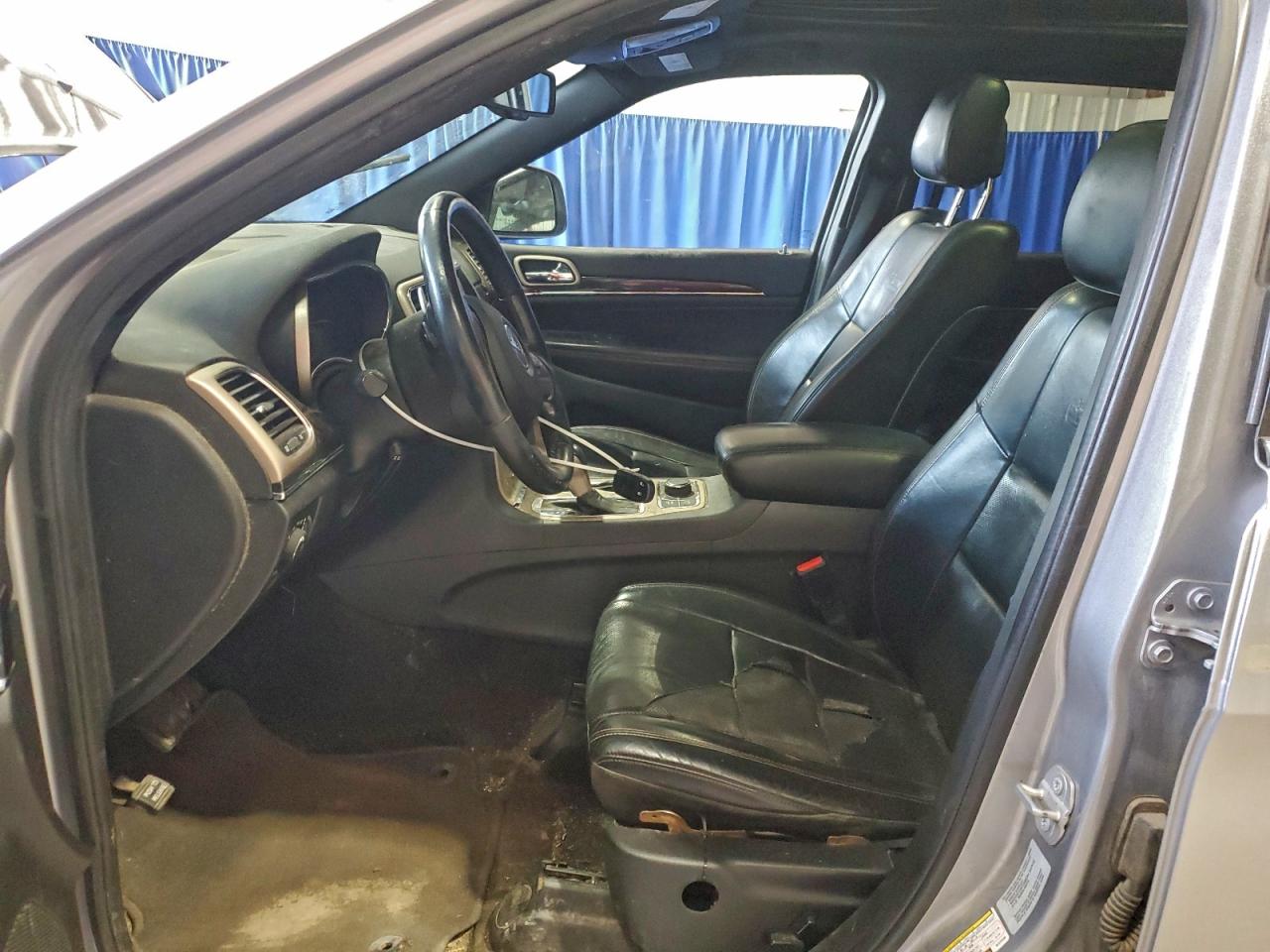 Jeep Grand Cherokee Limited Image 11