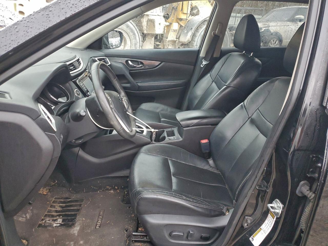 Nissan Rogue S Image 6