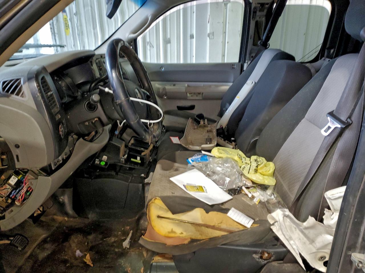 Chevrolet Silverado K1500 Image 7