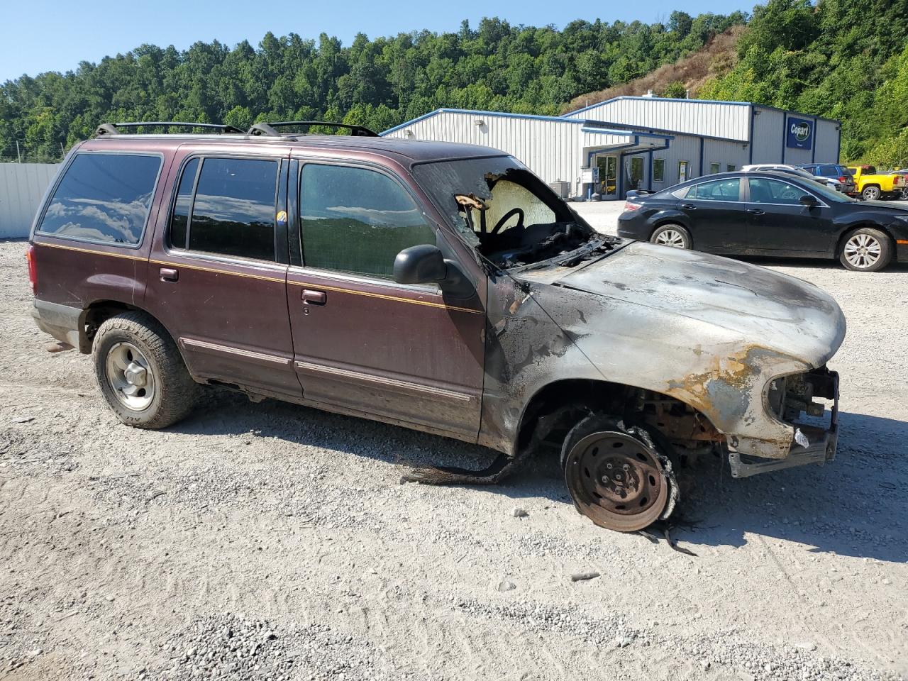 Ford Explorer Xlt Image 2