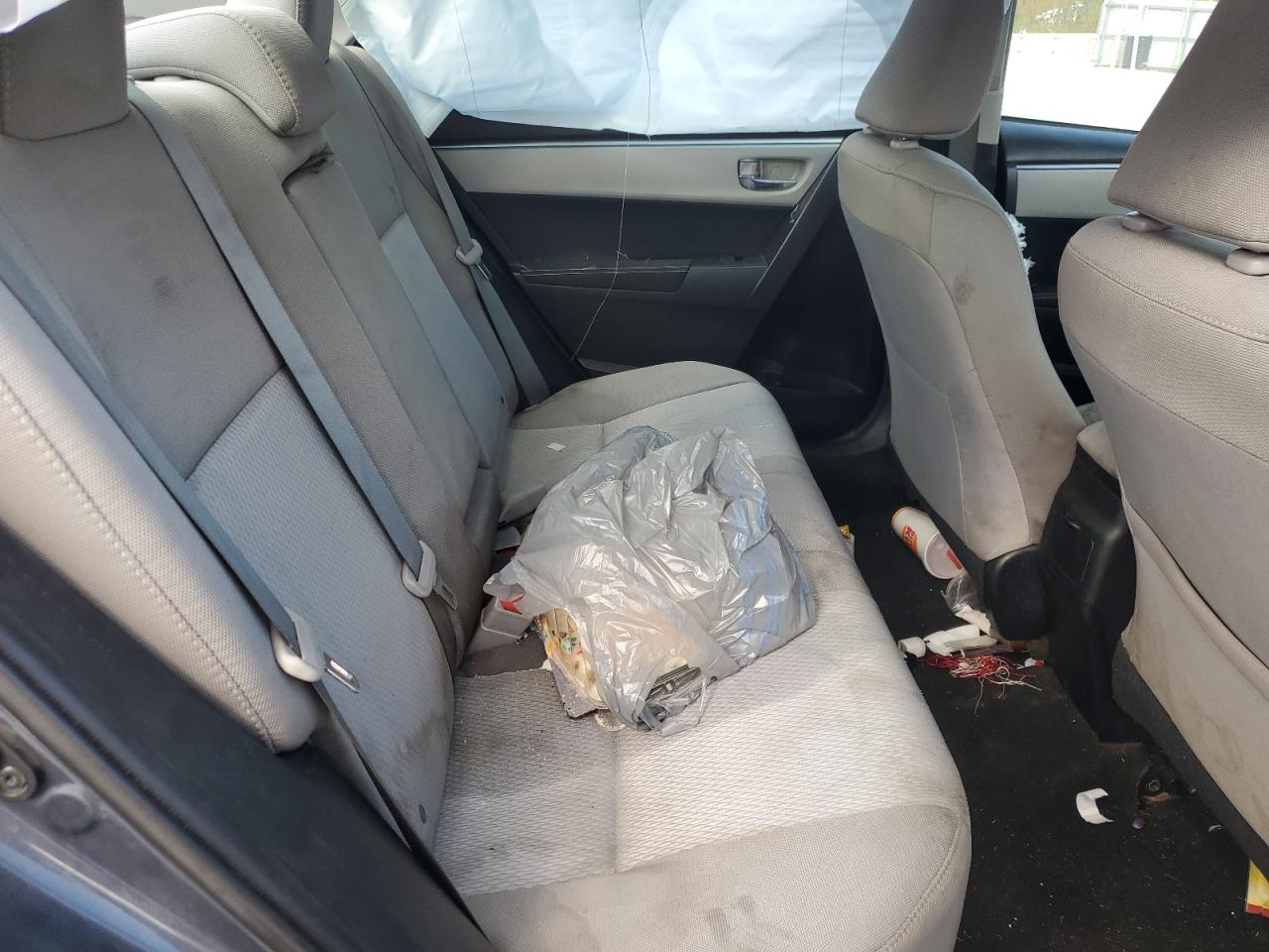 Toyota Corolla L Image 5