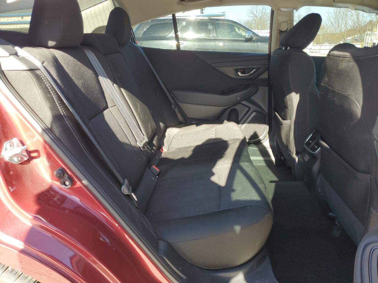 Subaru Legacy Premium Image 10