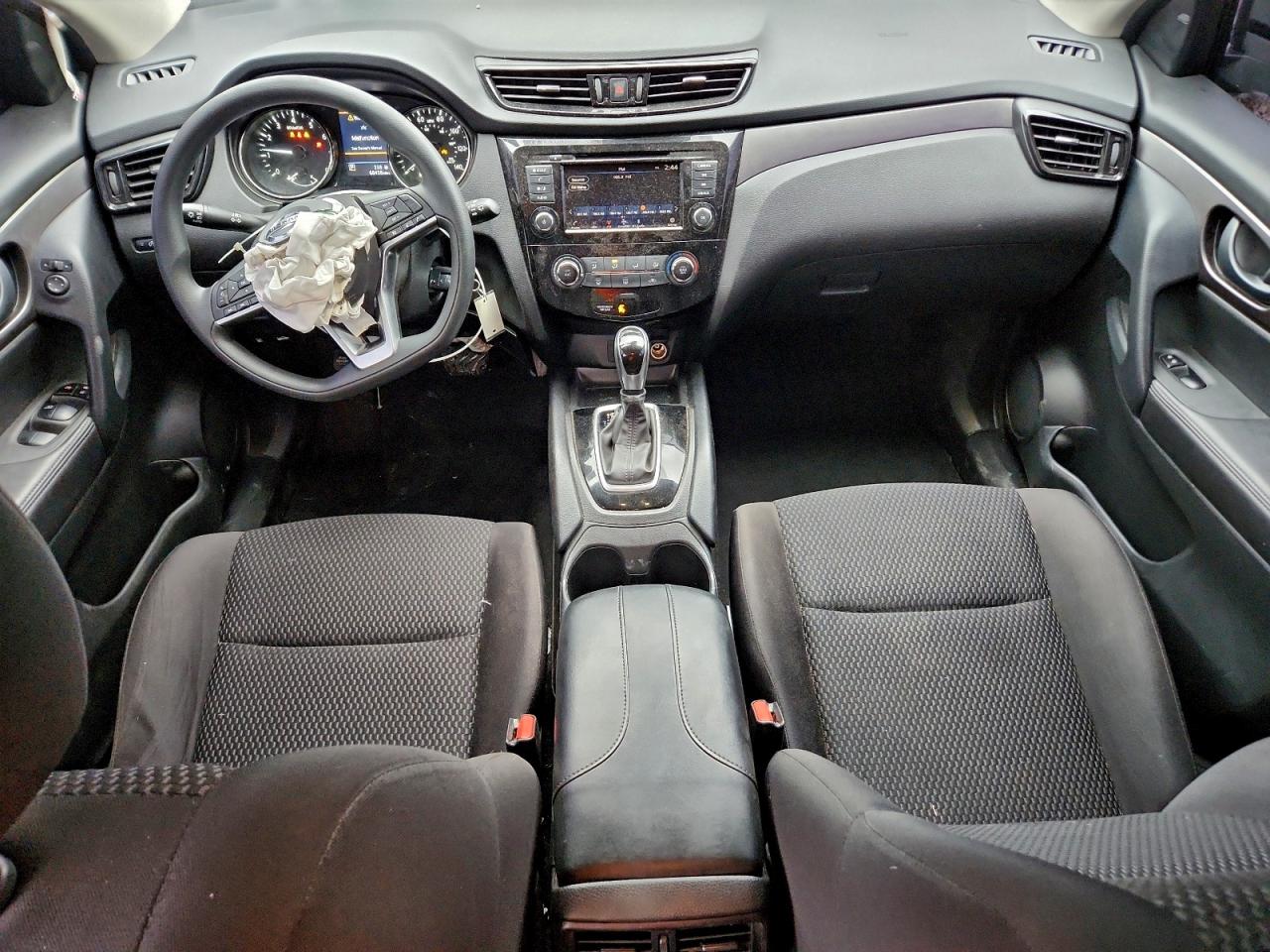 Nissan Rogue S Image 10