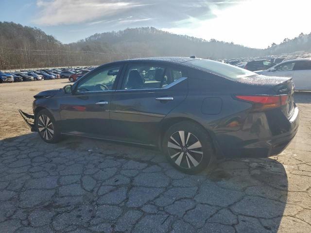 Nissan Altima Sv Image 3