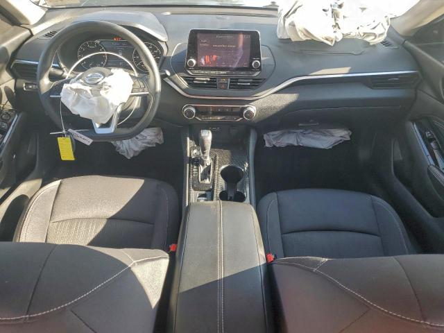 Nissan Altima Sv Image 5