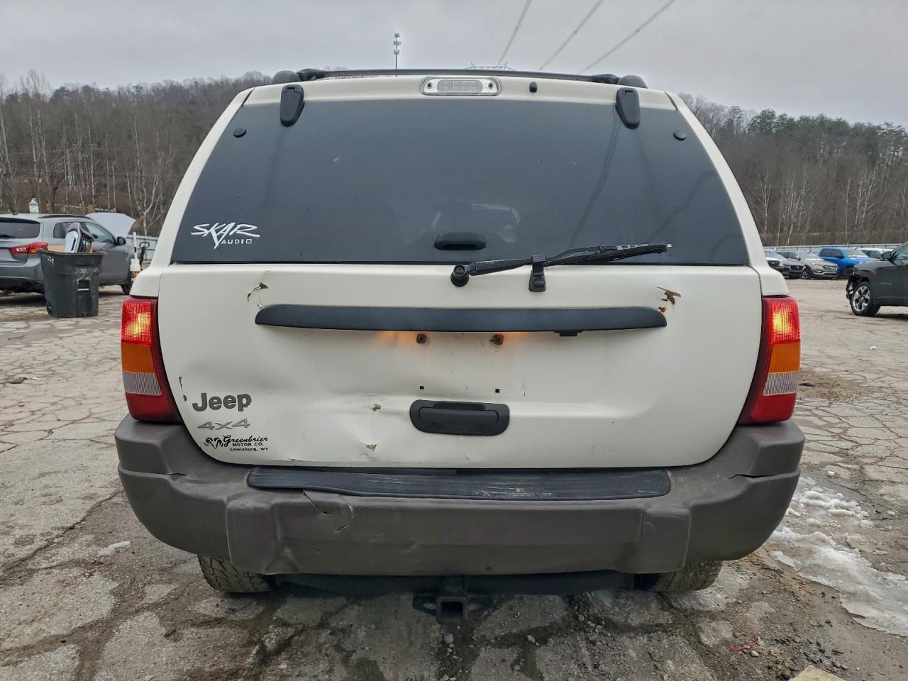 Jeep Grand Cherokee Laredo Image 11