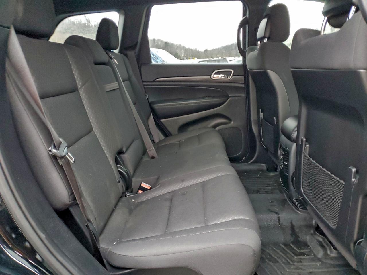 Jeep Grand Cherokee Laredo Image 6