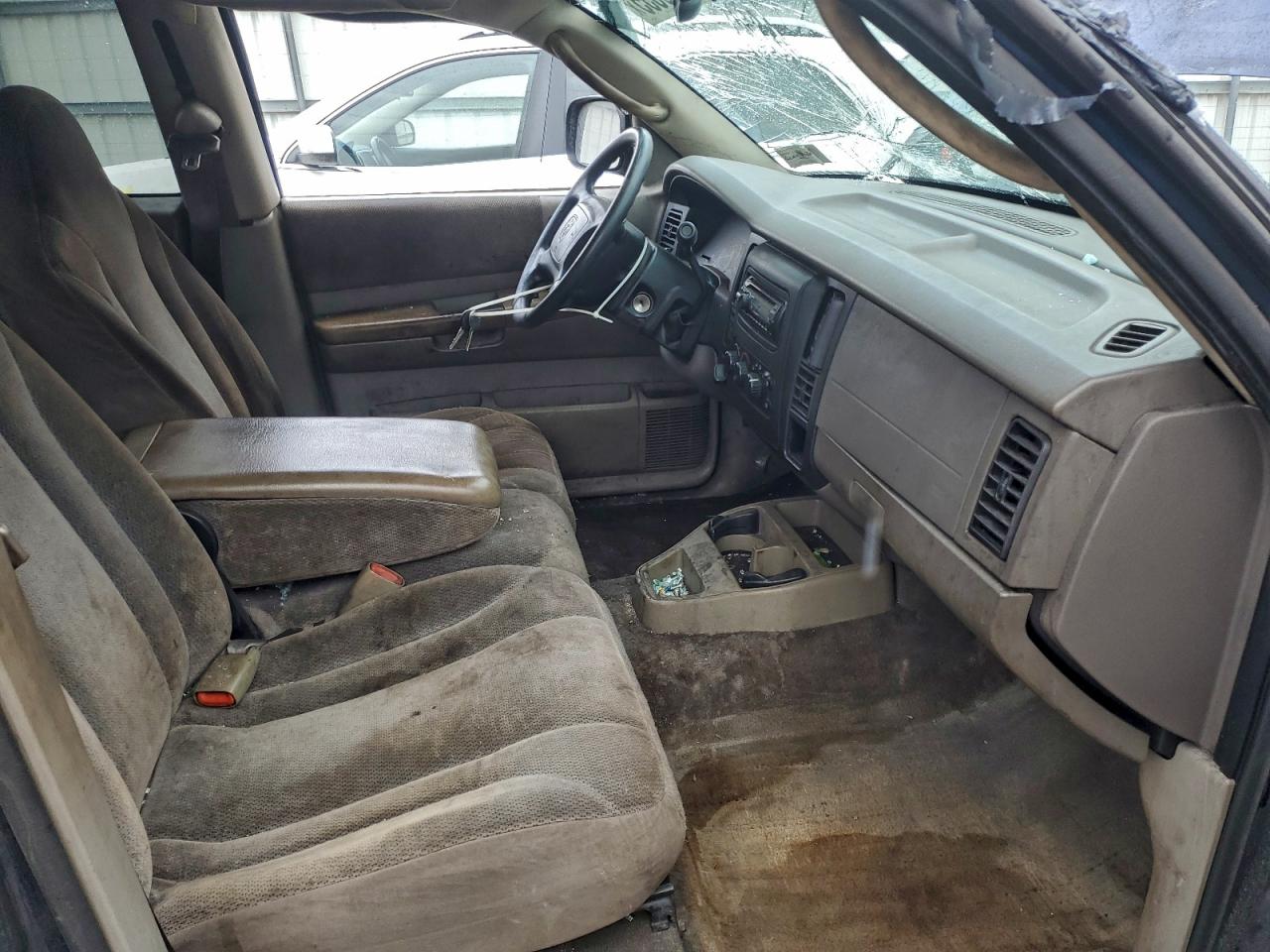 Dodge Dakota Quad Sport Image 12