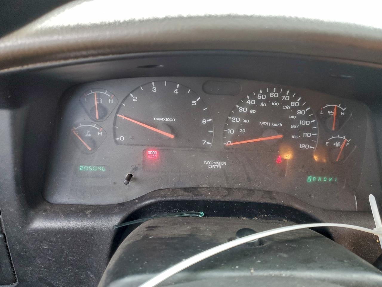 Dodge Dakota Quad Sport Image 4