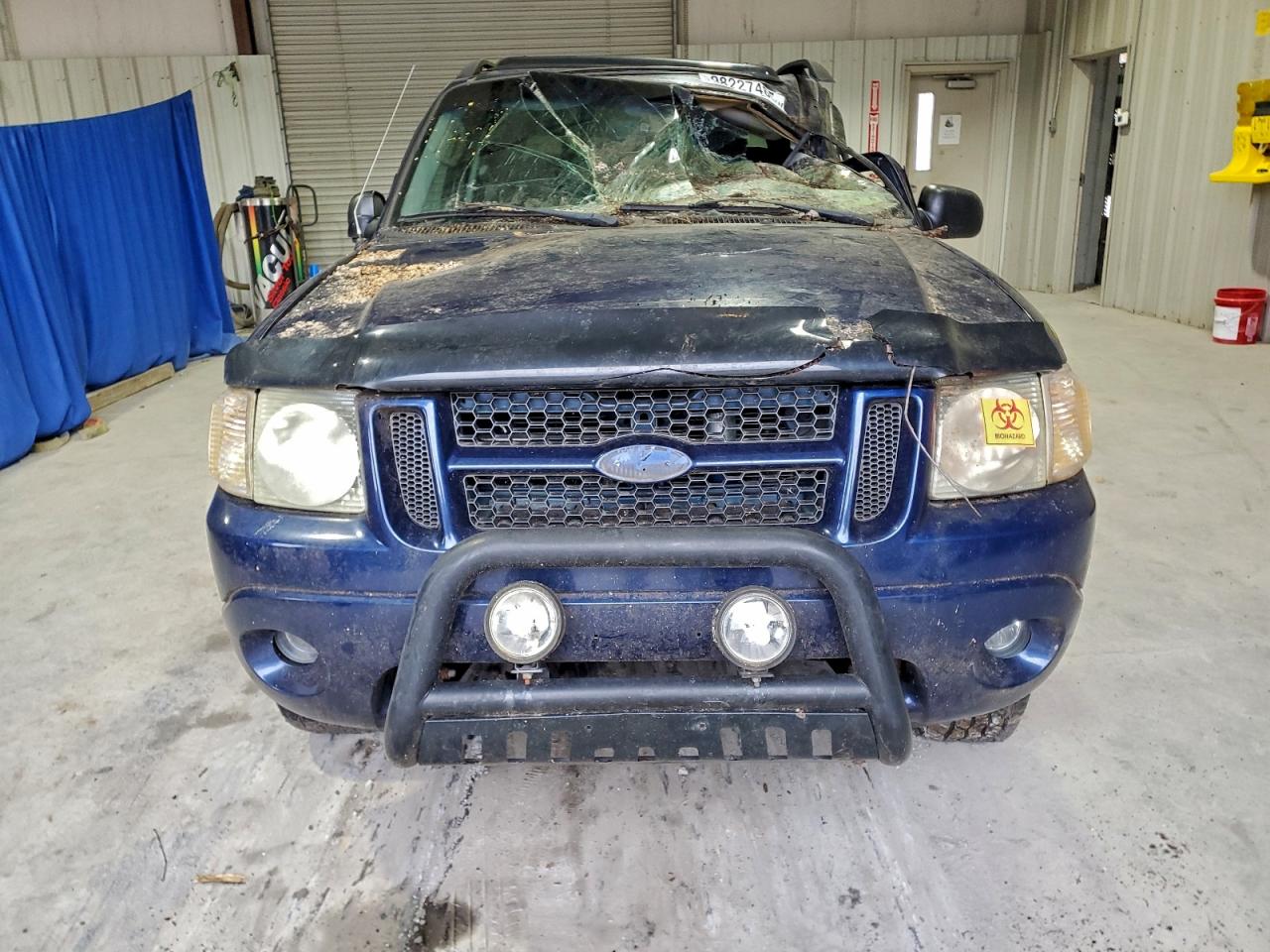 Ford Explorer Image 6