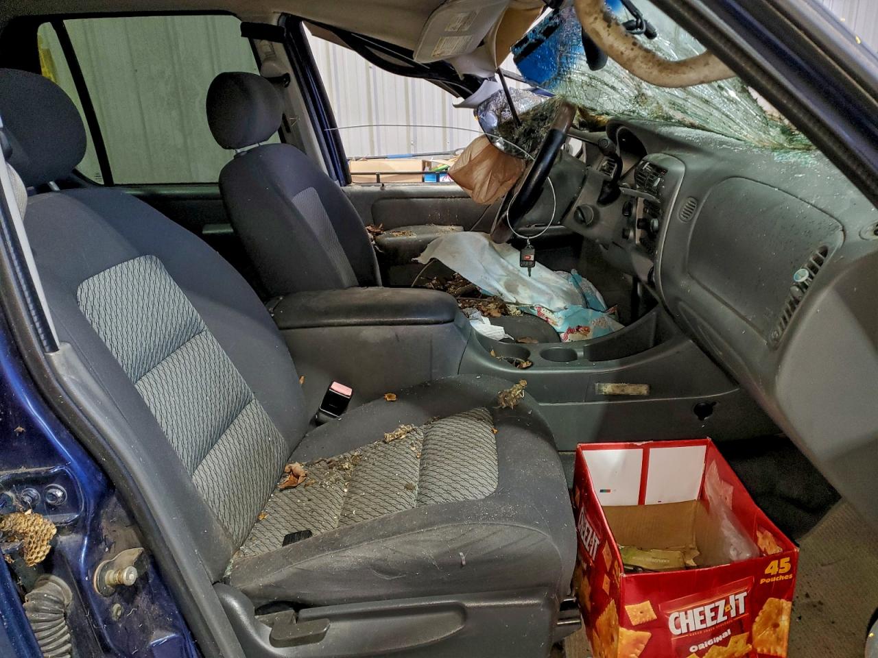 Ford Explorer Image 7