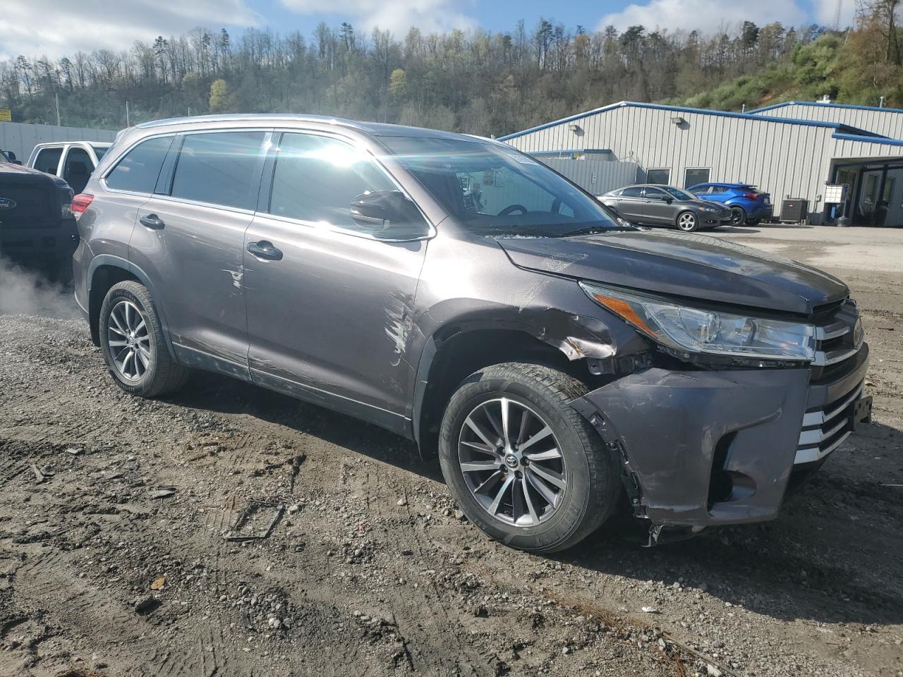 Toyota Highlander Se Image 3