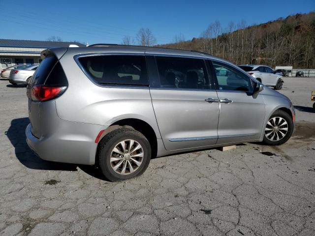 Chrysler Pacifica Touring L Image 9