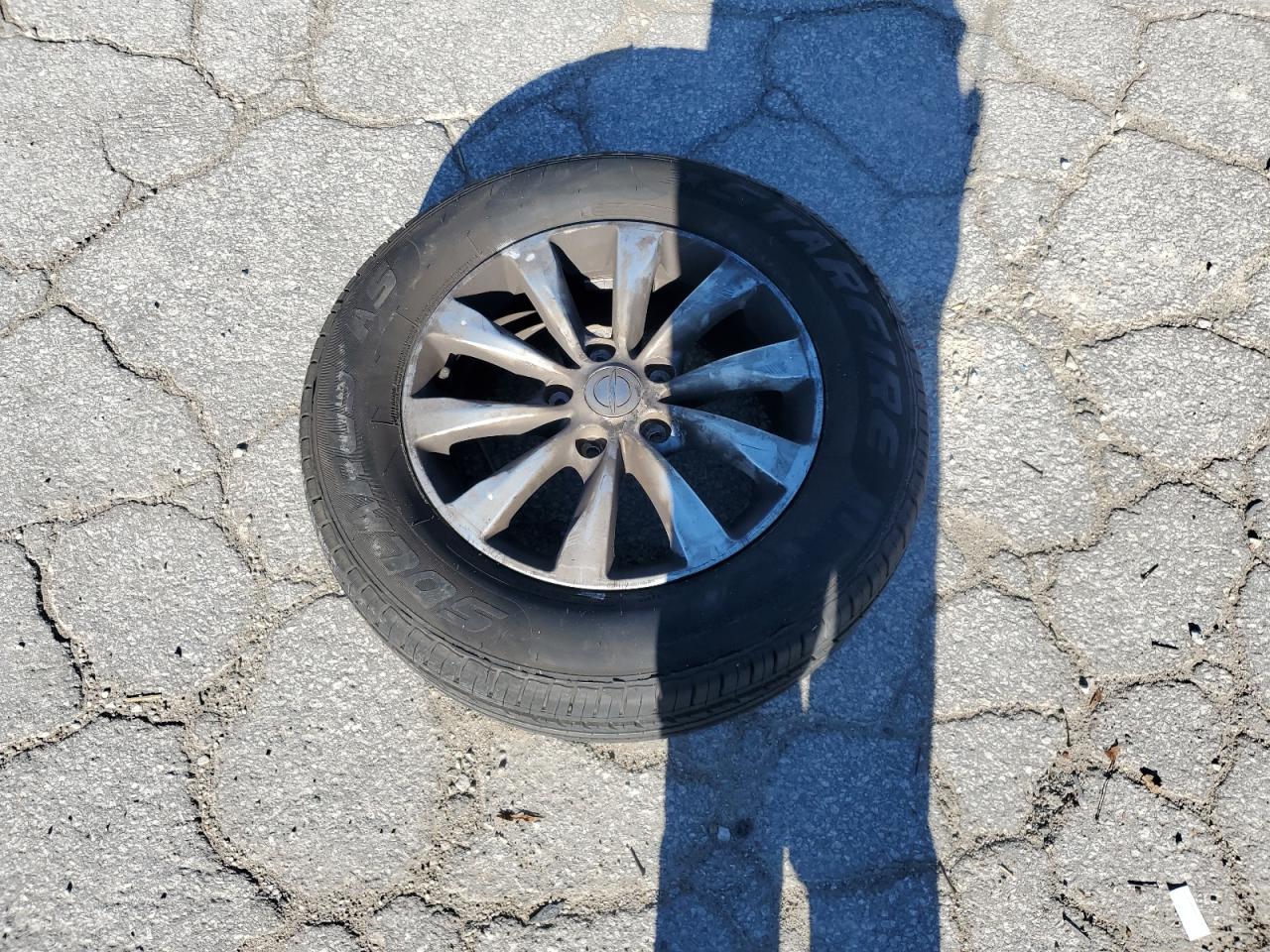 Chrysler Pacifica Touring L Image 6