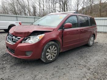  Salvage Volkswagen Routan
