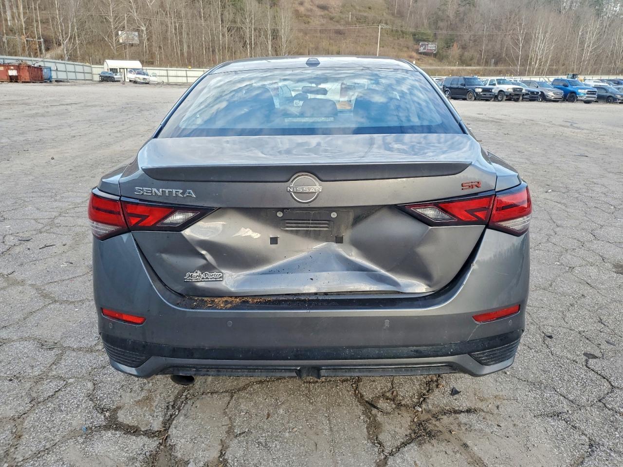 Nissan Sentra Sr Image 2