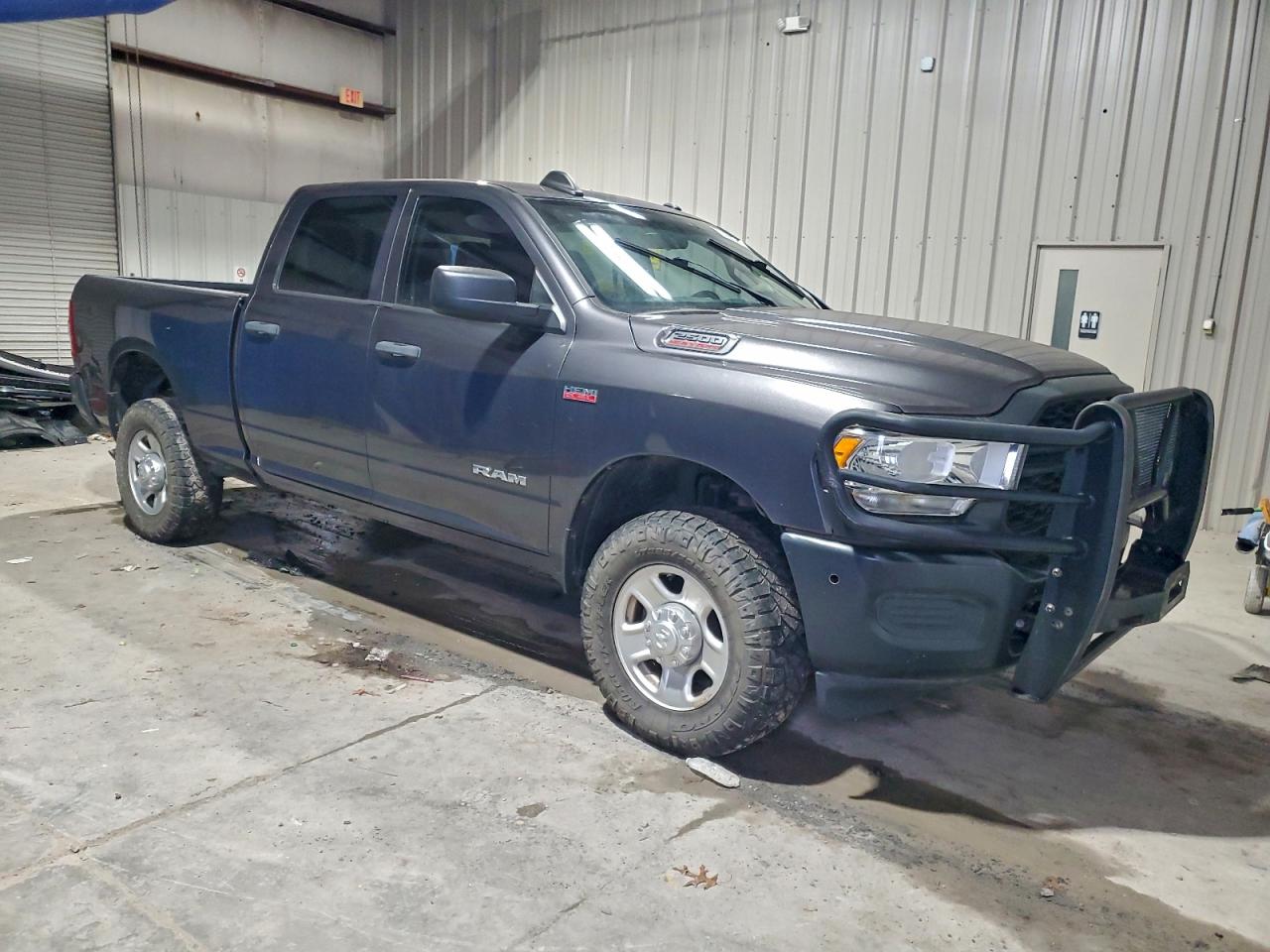 Ram 2500 Tradesman Image 4