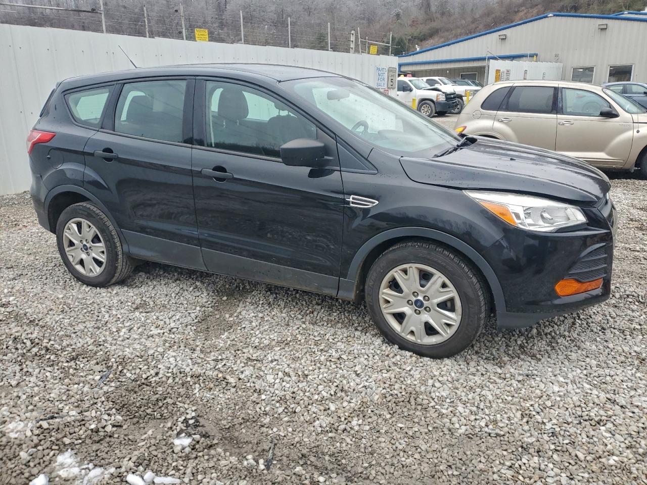 Ford Escape S Image 3