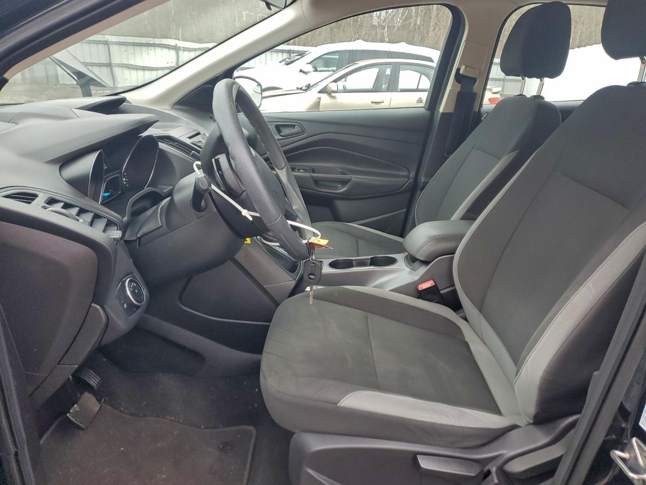 Ford Escape S Image 5