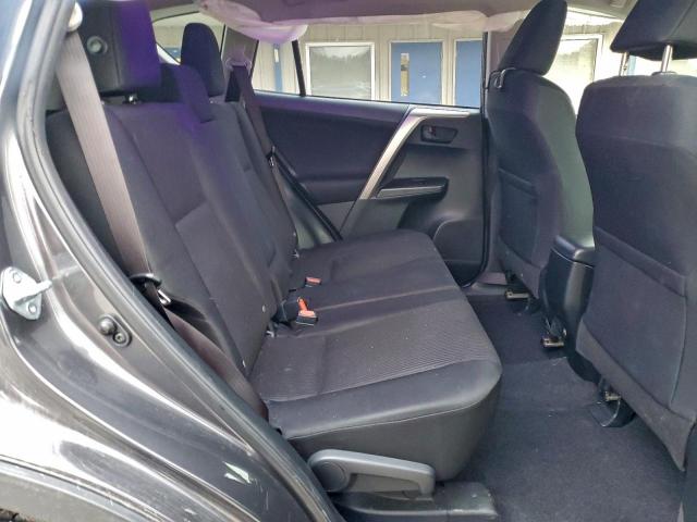 Toyota RAV4 Le Image 9