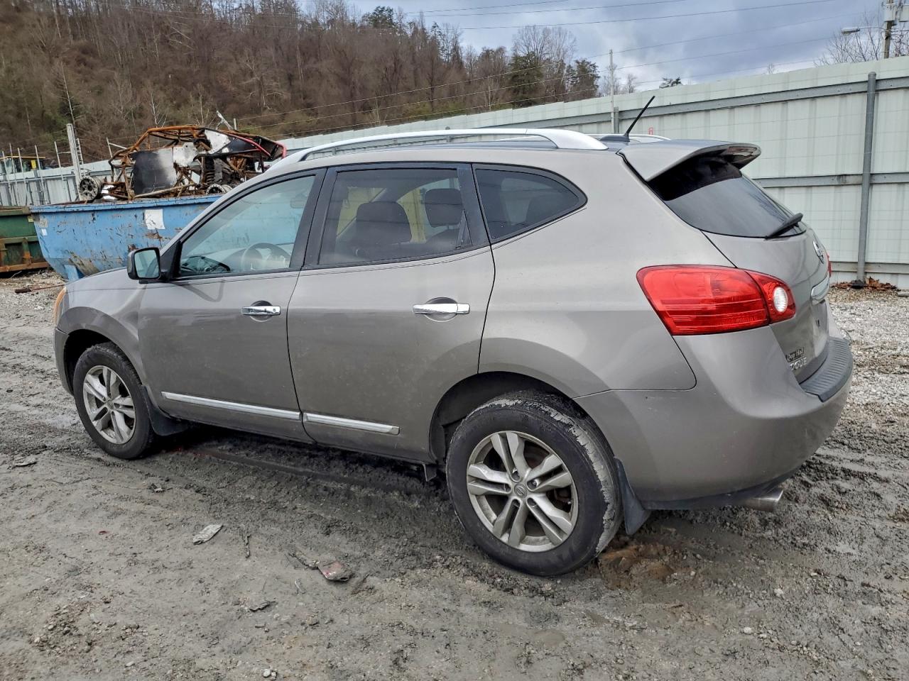 Nissan Rogue S Image 11