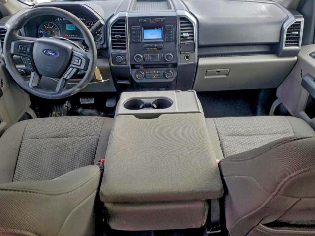 Ford F-150 Supercrew Image 6