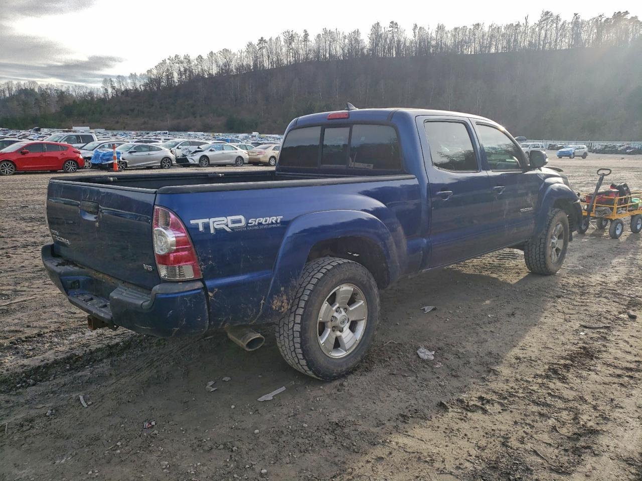 Toyota Tacoma Double Cab Long Bed Image 4