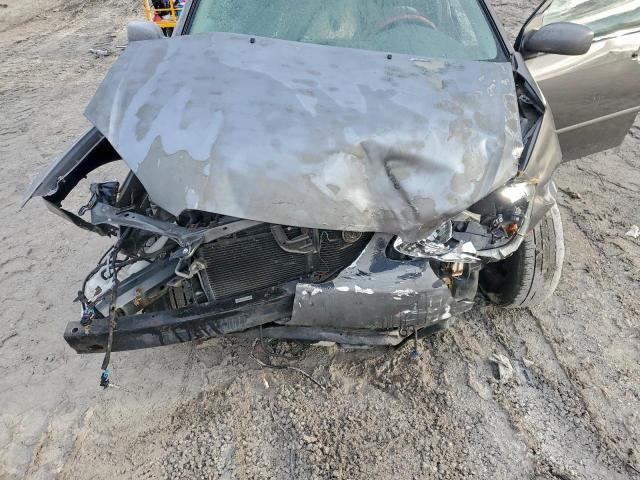 Toyota Corolla Ce Image 12