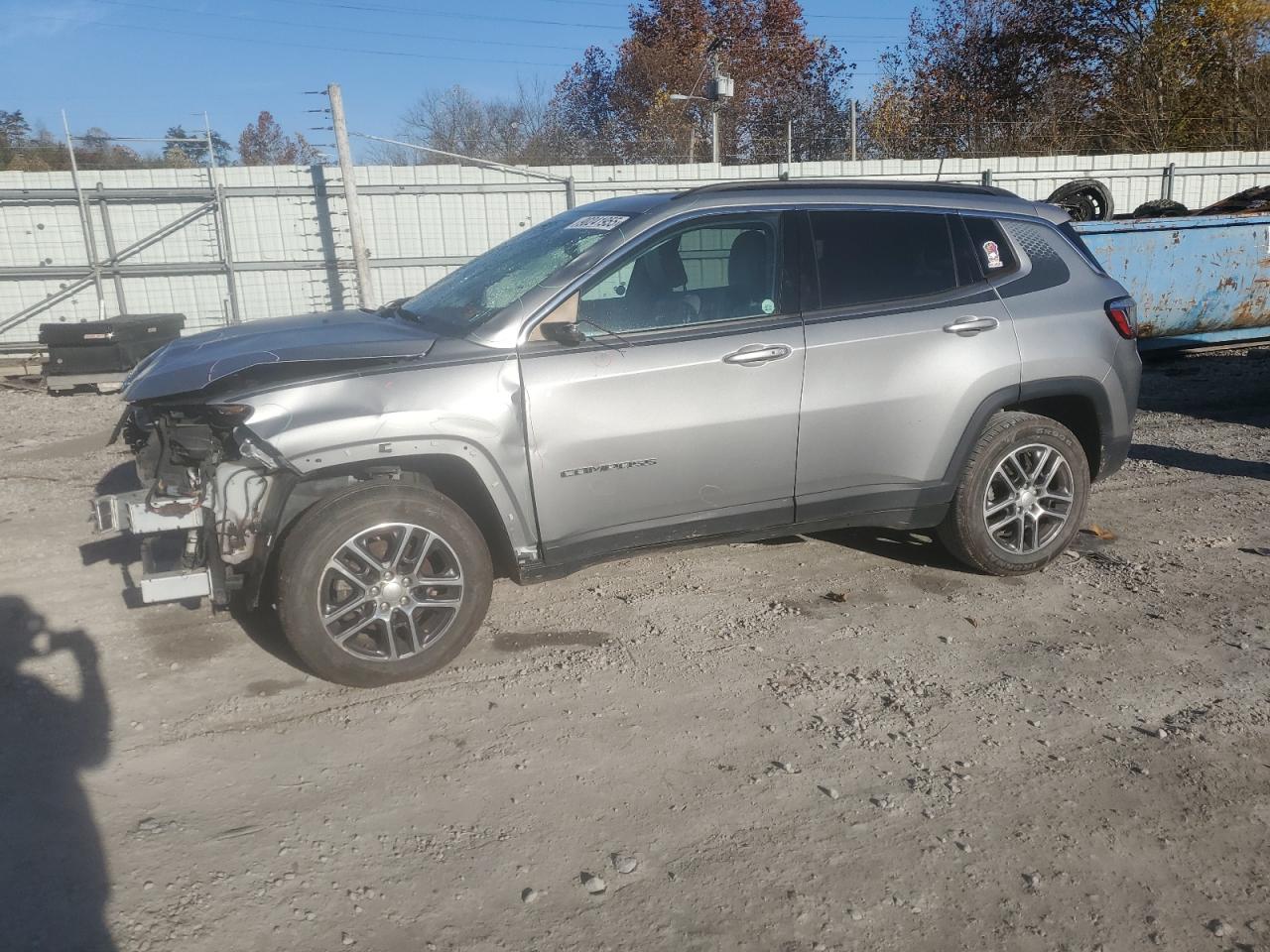 Jeep Compass Latitude Image 1