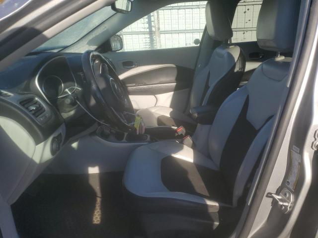 Jeep Compass Latitude Image 13