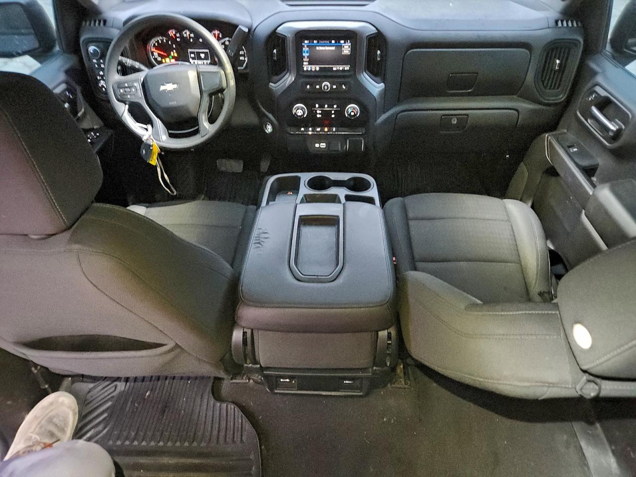 Chevrolet Silverado K1500 Custom Image 7